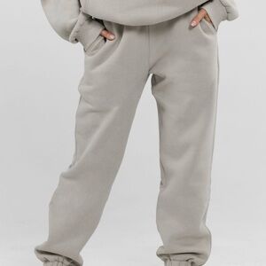 COMFRT Travel ESSENTIALS XS Stone Sweatpants